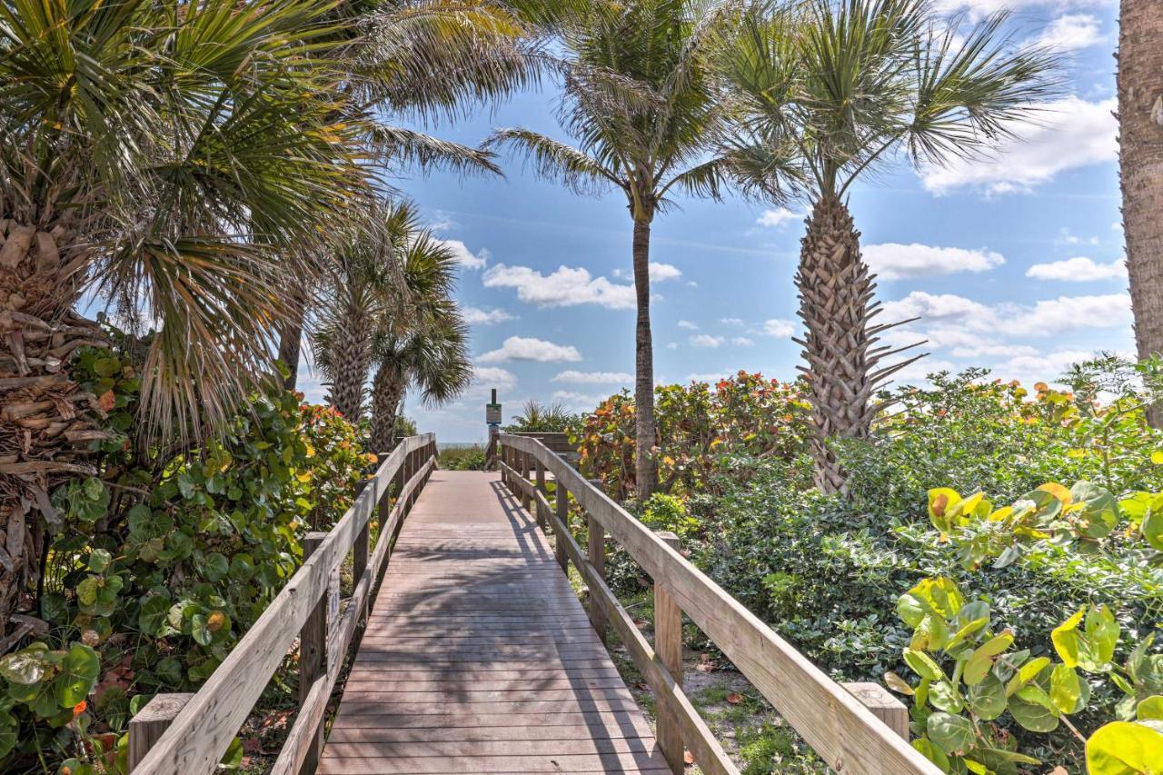 Cape Canaveral Escape With Grill Walk To Beach! Exterior photo